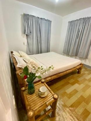 Claire's Guest House in Sta. Fe Vacation rental in Central Visayas