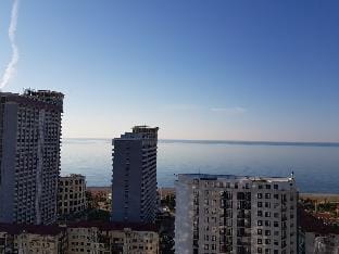 Blue Sky Apartment in Batumi