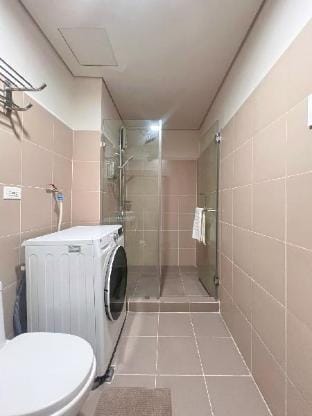 Condo 2BR , 3beds near NAIA Airport, MOA, & PICC  Apartment in Pasay