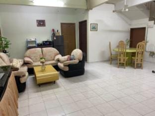 Comfortable Retreat in Megah Ria Vacation rental in Johor