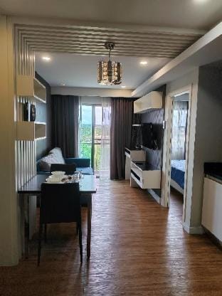 Mysterious Apartment Apartment in Pattaya City