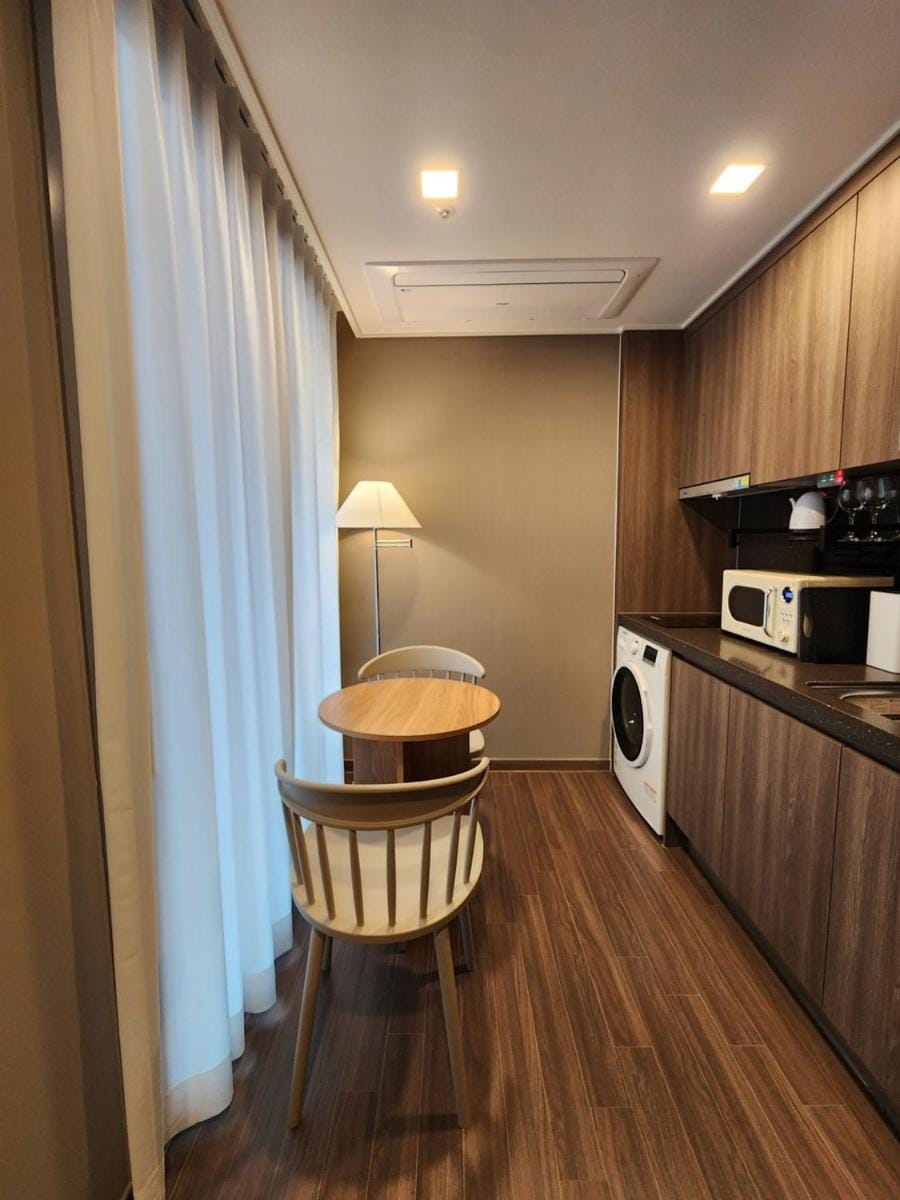 The solid residence - Elbon the stay by haeundae Apartment in Busan