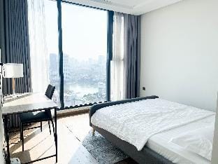 Mira Housing - Vinhomes Metropolis Lieu Giai Apartment in Hanoi