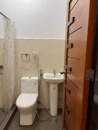 NEW and budget-friendly homestay in ELYU! Apartment in La Union