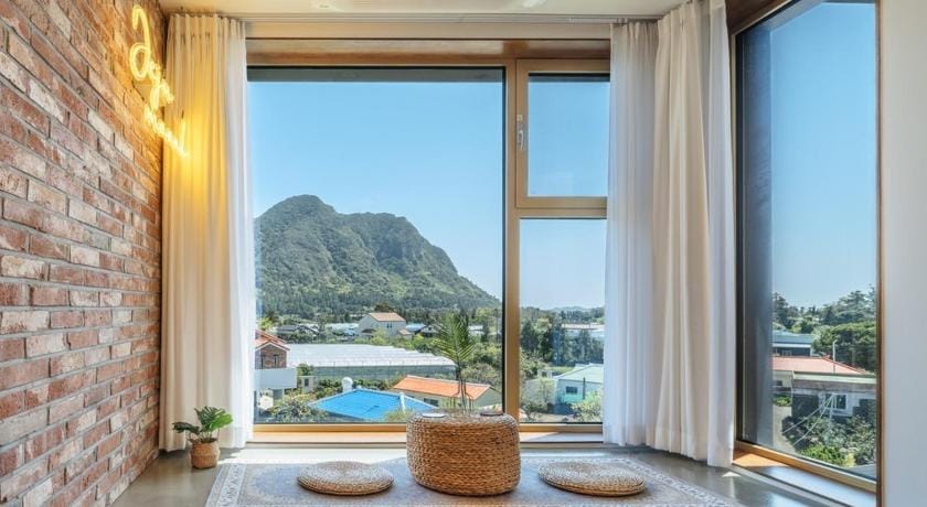 Seogwipo Rest Jeju 864 Bed and Breakfast in South Korea