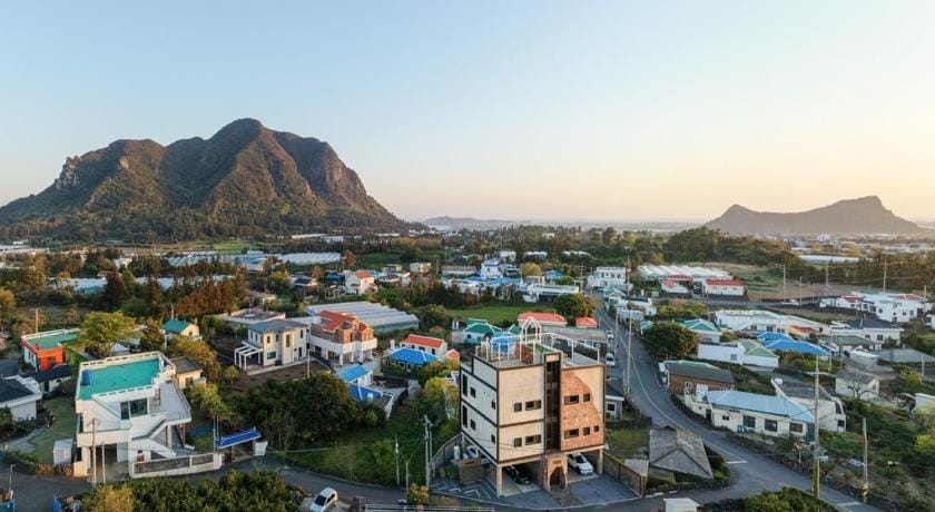 Seogwipo Rest Jeju 864 Bed and Breakfast in South Korea