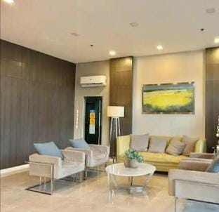 Riala Tower3/22  Smart 55"Netflix Apartment in Lapu-Lapu City