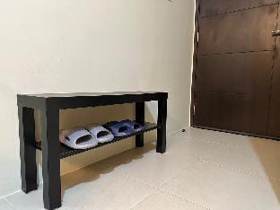 Riala Tower 3/16 Netflix 55" cozy condo Vacation rental in Lapu-Lapu City