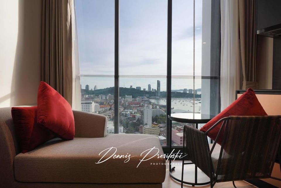 The Edge: Luxury Apartment #Seaview #Pattaya Vacation rental in Pattaya City