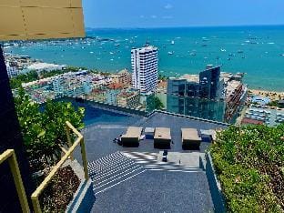 The Edge: Luxury Apartment #Seaview #Pattaya Vacation rental in Pattaya City
