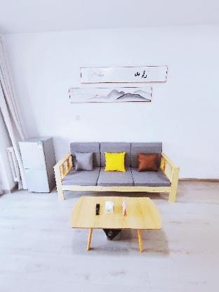 Zhi Yuan Guesthouse 智园民宿 Two bedrooms Suit 两居室套房 Apartment in Shandong