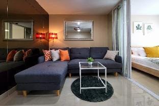 1 bedroom with 950m BTSOnnut (3 mins motorbike) Apartment in Bangkok