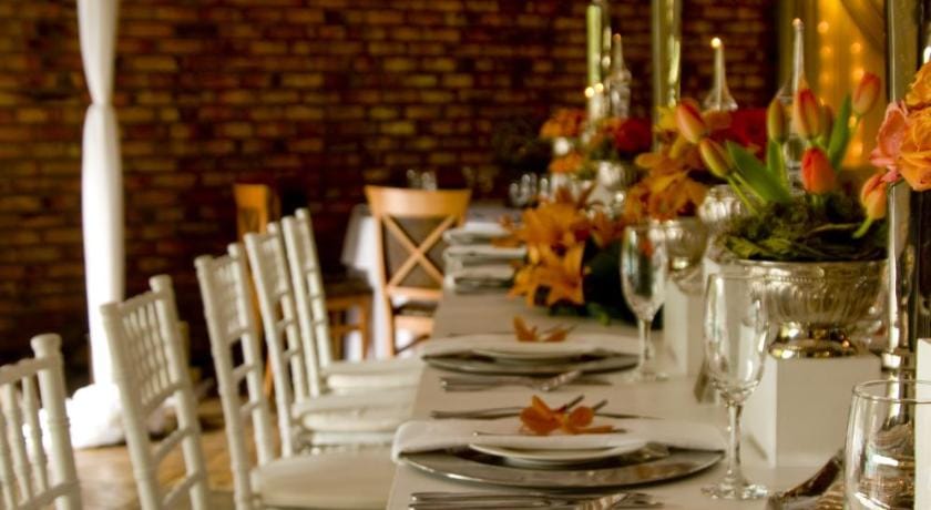 North Haven Country Estate Hotel in Roodepoort