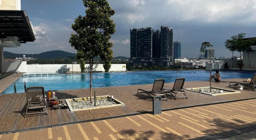 EDUSENTRAL MODERN SUITES SETIA ALAM AT SHAH ALAM Hotel in Selangor, Malaysia