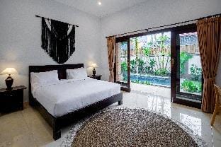 Amazing Villa in Prime Location – 15 Min to Beach Villa in North Kuta