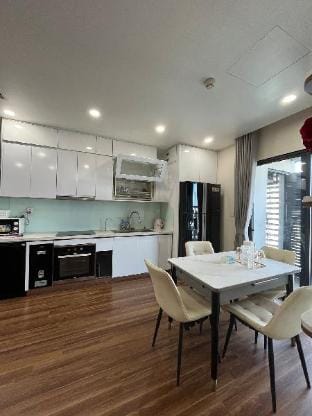 Golden Park Serviced Apartment, view Cau Giay park Apartment in Laos
