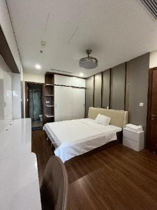Golden Park Serviced Apartment, view Cau Giay park Apartment in Laos