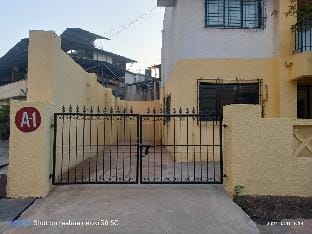 Private Room1 @ 4 Bhk Bungalow, GB Road Thane West Vacation rental in Thane