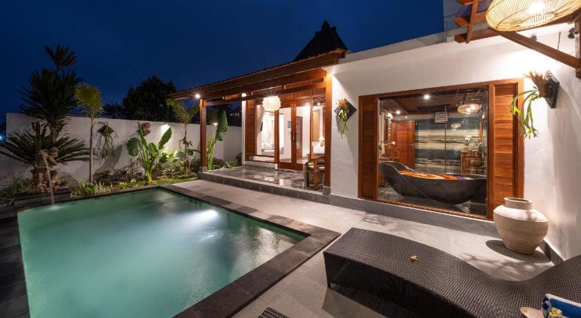 Maddu Suites Villa in Tampaksiring