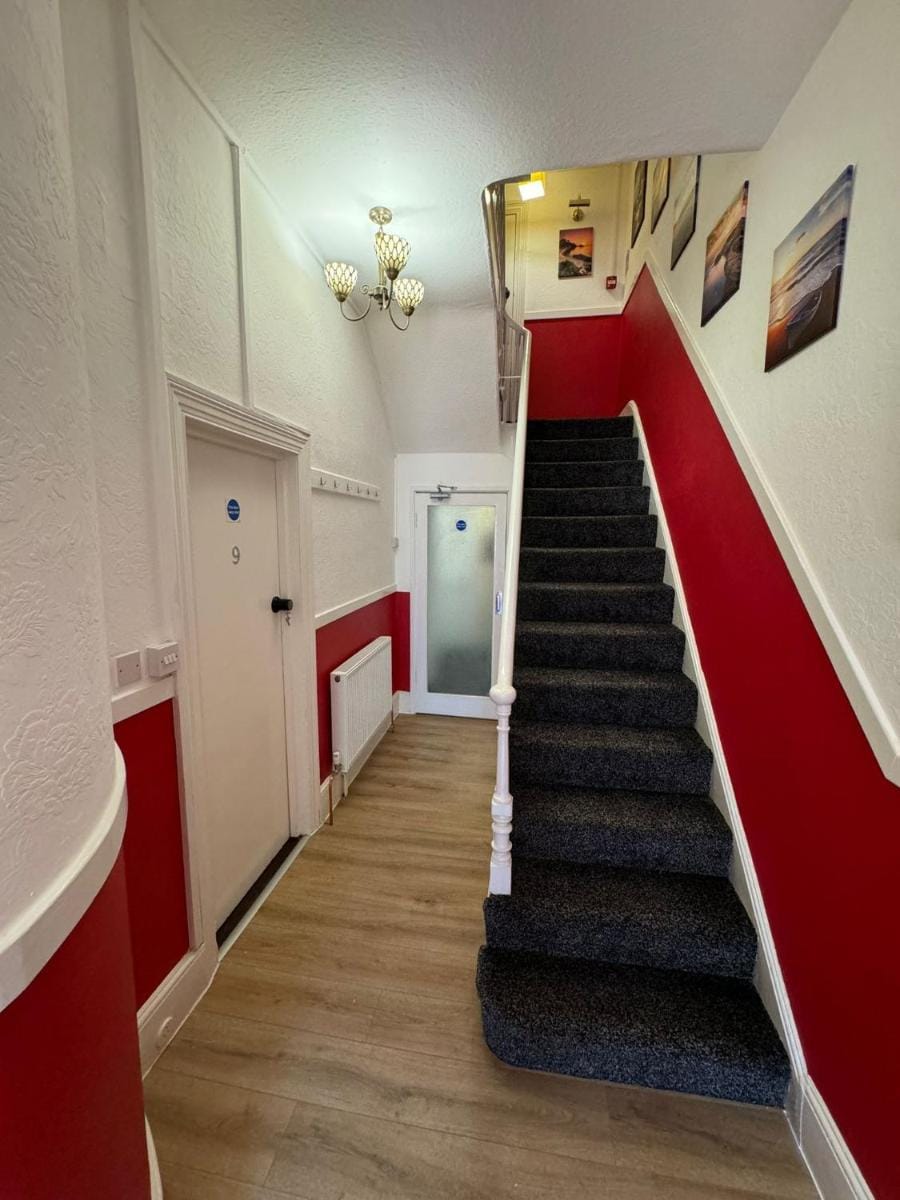The Paradise Guest House Bed and Breakfast in Great Yarmouth