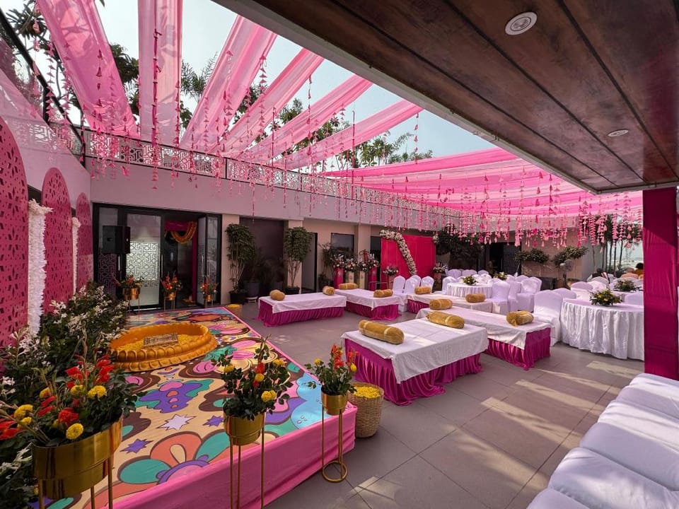 Vieanna Inn Hotel in Lucknow