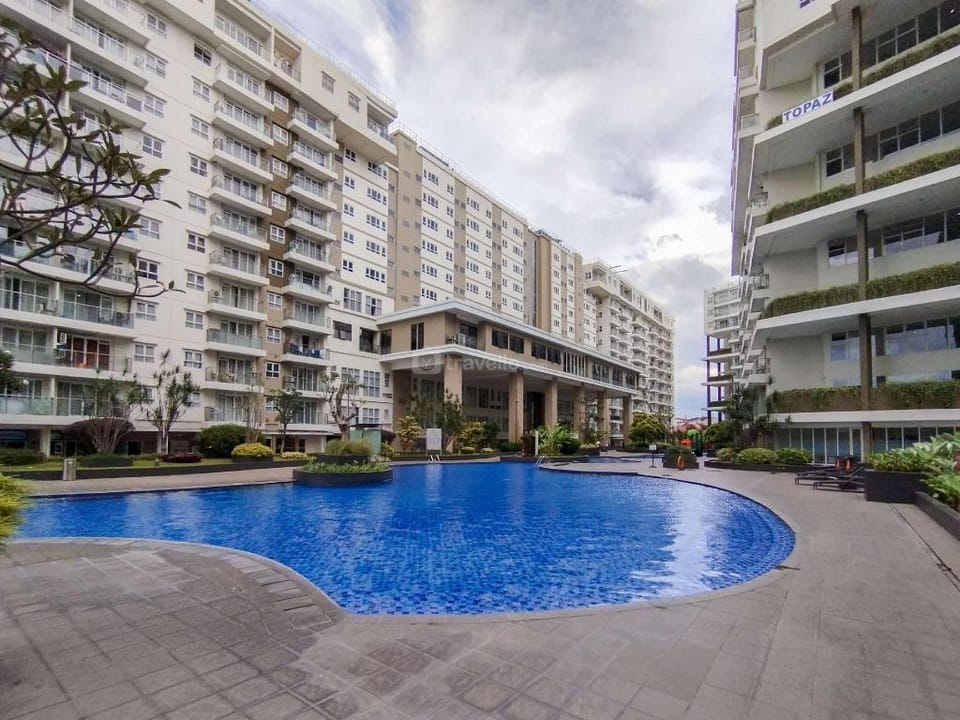 Homey 1BR Apartment Gateway Pasteur By Travelio Apartment in Bandung