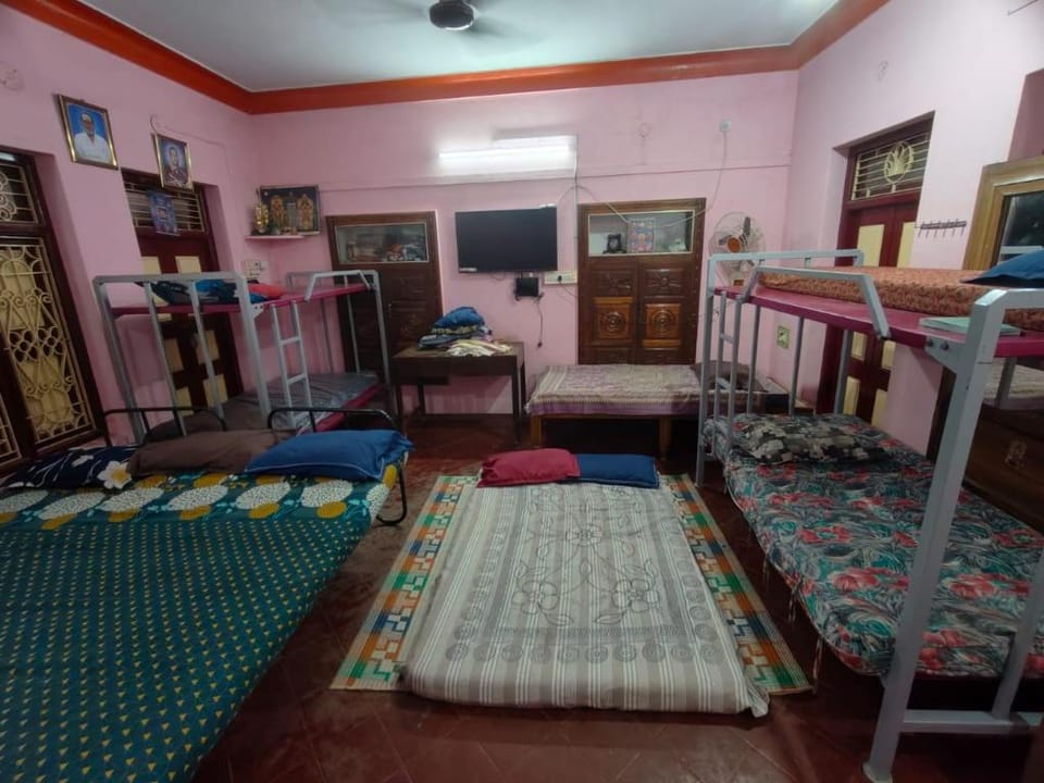Murugan Guest House Hotel in Tamil Nadu