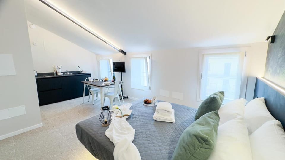 Graceful Apartments Hell Apartment by Ca-Sa Check Apartment in Chioggia