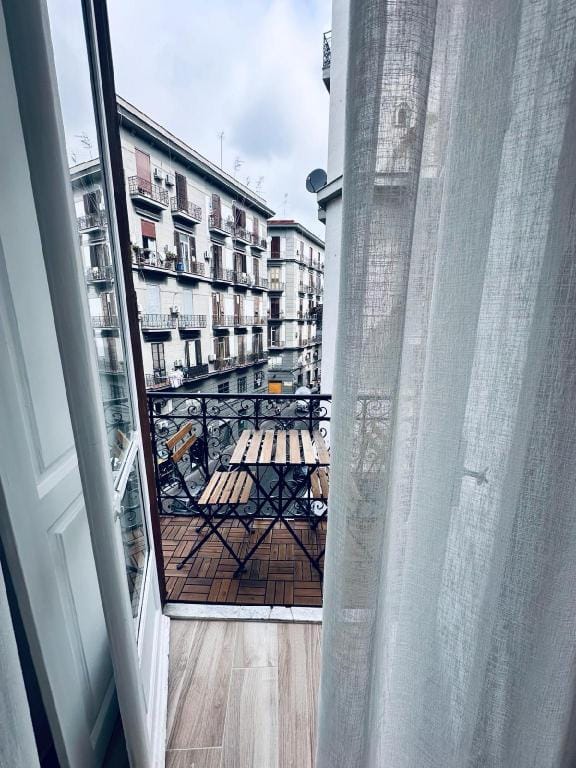 B&B Lara's Home Hotel in Naples