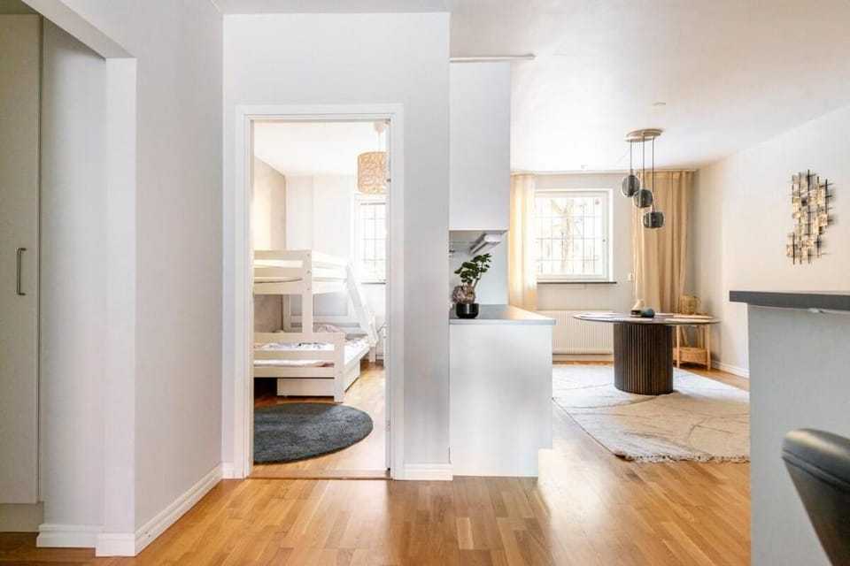 100 Sqm Apartment - Stockholms best area Östermalm Apartment in Stockholm