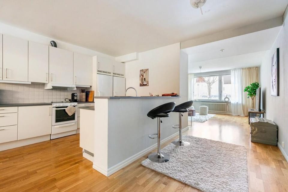 100 Sqm Apartment - Stockholms best area Östermalm Apartment in Stockholm