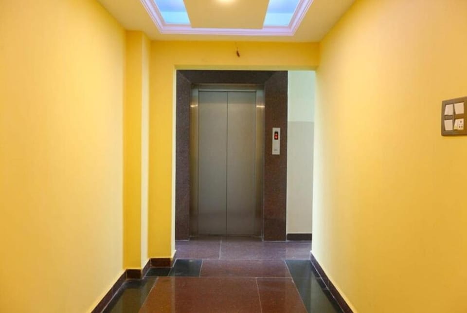 Hotel Titanium Tower Hotel in Chennai