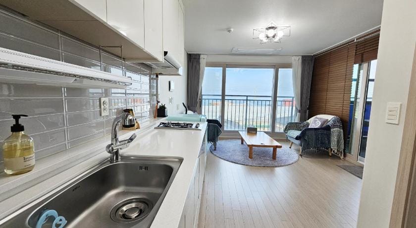 Jemibareut pool spa Apartment in South Korea