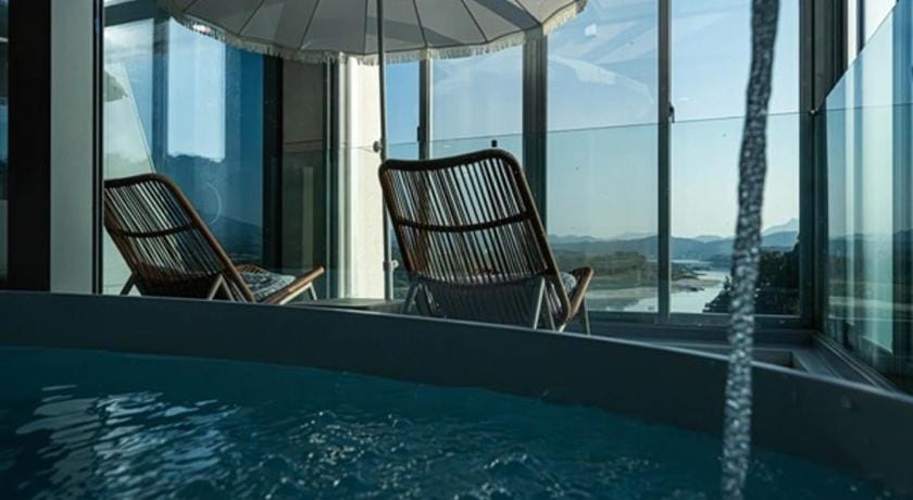 Yeoncheon Bell 37 Pool Villa Bed and Breakfast in Gyeonggi-do