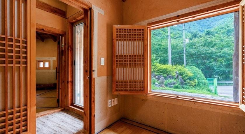 Yeongyang Daetigol Red Clay Room Bed and Breakfast in South Korea
