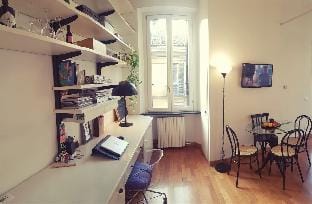 Bright Studio Sarpi - Moscova Apartment in Milan