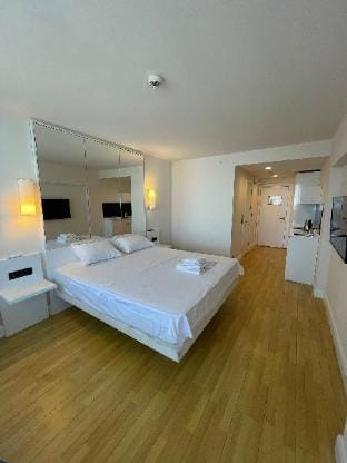 Orbi City sea view 45.17 Apartment in Batumi