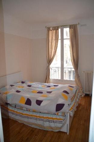 Paris holiday and working remote apartment rental  Apartment in Paris