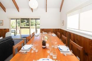 Pitcairn House Vacation rental in Auckland