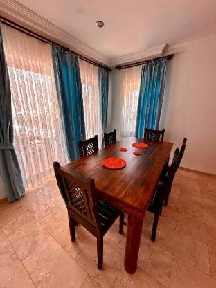 Вилла с большим бассейном и видом на море Apartment in Antalya Province
