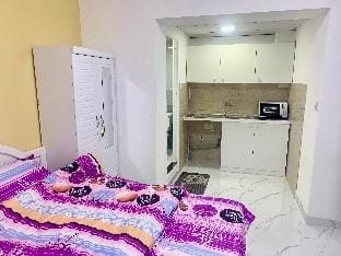 Furnished studio near Emirates tower MetroStation  Apartment in Dubai