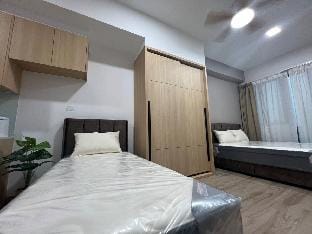 Studio KLCC View 50mMall Monorail RooftopPool YD5 Apartment in Federal Territory of Kuala Lumpur