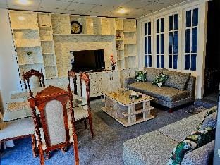 Lavish Apartment, F-6 Islamabad Apartment in Islamabad