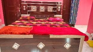 Family -Friendly- independent4bedroom duplex house Apartment in Varanasi