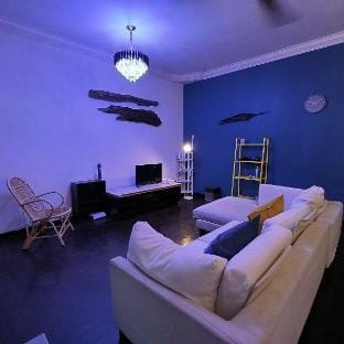 (New)Getaway Staycation  batu Ferringghi 4BR @15px Vacation rental in Tanjung Bungah