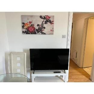 Dudley Court Apartment- F94 Apartment in City of Westminster