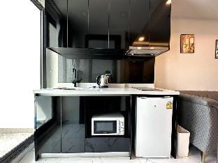Luxury Condo | Infinity Pool | Walking Street 1727 Apartment in Pattaya City