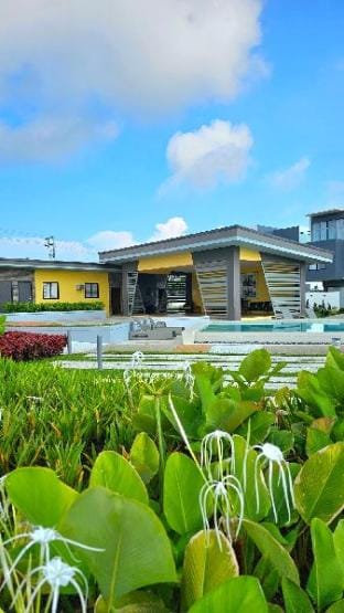 Happy Place Staycation 2 with Pool near Tagaytay Vacation rental in Nasugbu