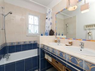 Woodland Villa Near Beach Villa in Saint-Jean-de-Monts