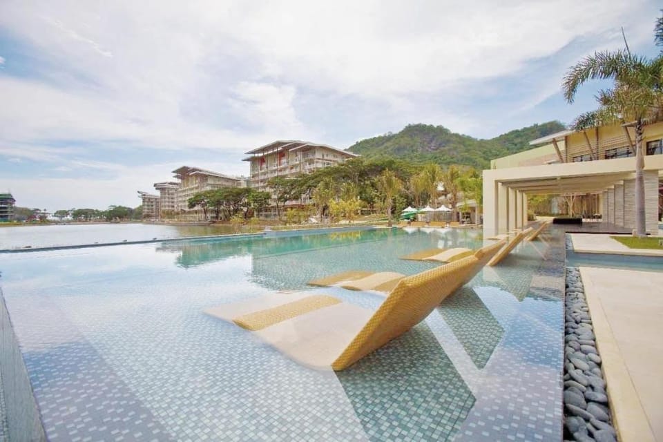 The Beach Suites at Pico De Loro Apartment in Nasugbu
